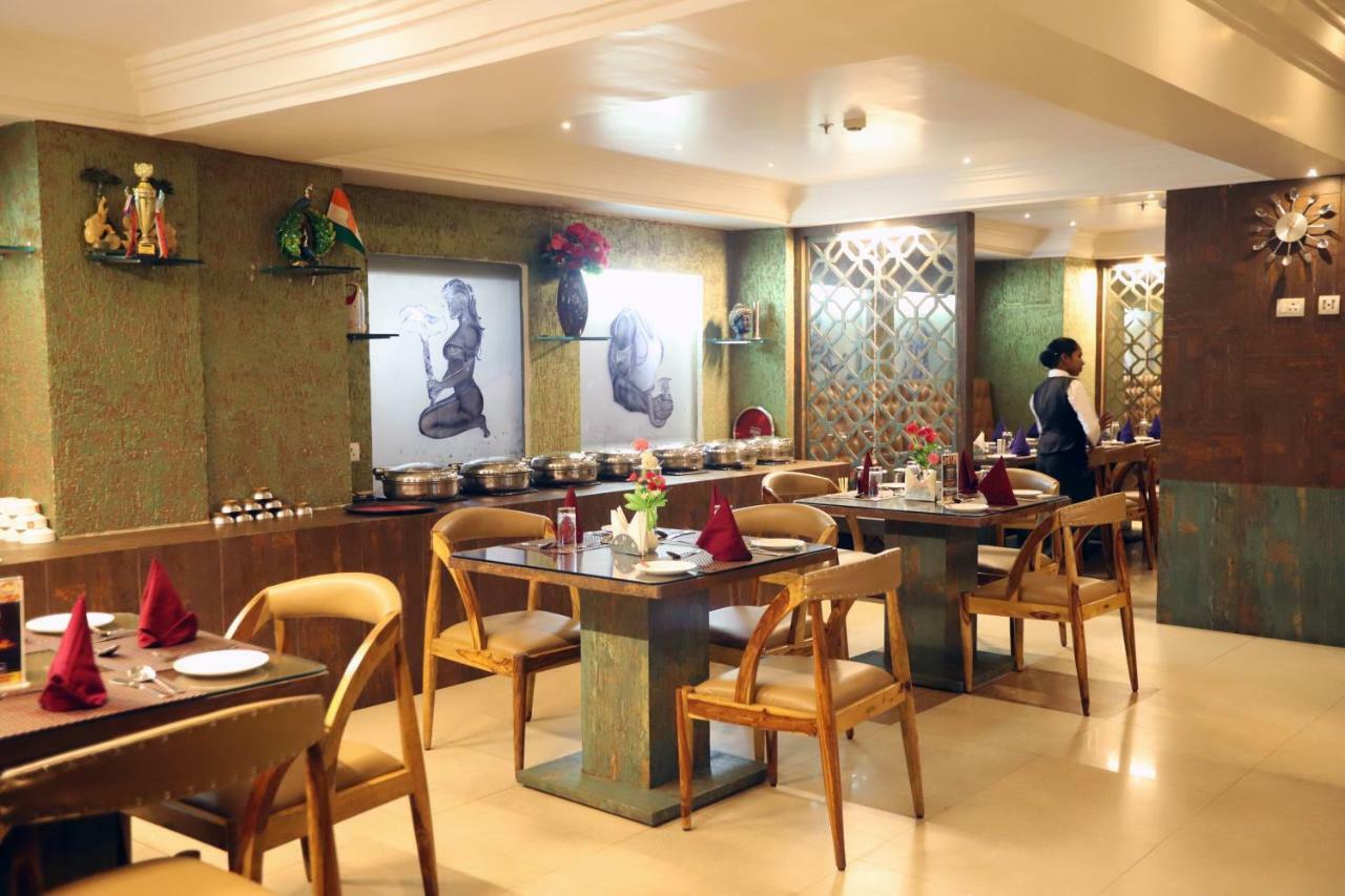 Hotel Radhika Regency Rourkela Kültér fotó