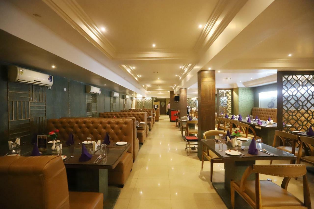 Hotel Radhika Regency Rourkela Kültér fotó